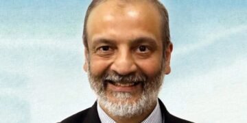Dr. Huzaifa Khorakiwala Honoured with Blue Ribbon Award 2025 in Cambodia